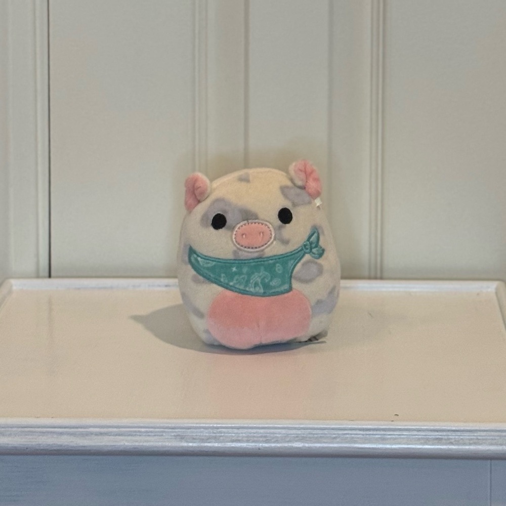 Rosie Pig Squishmallow 5”